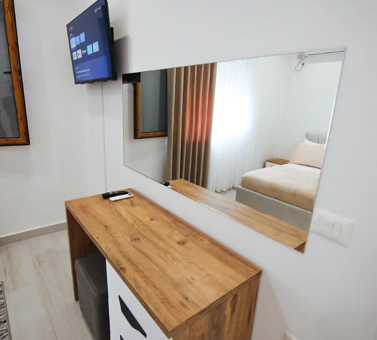 Era E Liqenit Villa Shkodër